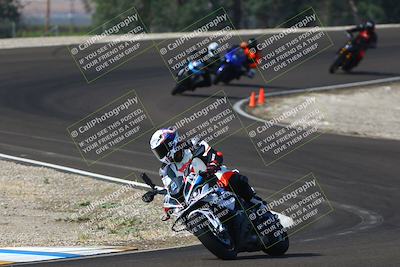 media/Sep-20-2025-TrackDaz (Sat) [[27f0cde673]]/B Group/1020am (Turn 3)/